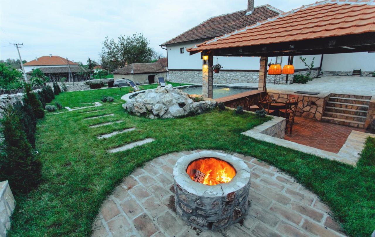 Onomad Appartement Boljevac Buitenkant foto
